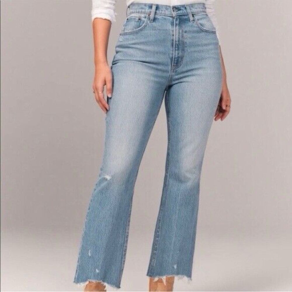 Abercrombie Fitch Womens Jeans Blue Denim Curve Love Kick Flare Ultra Rise 26/2